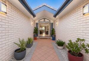 Avoca Family Living with a Splash of Something Special image 1