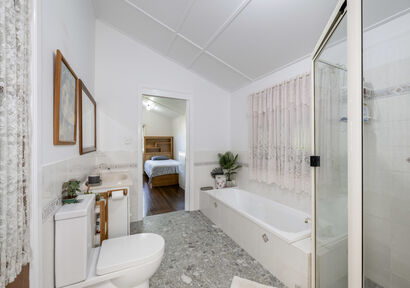 First Home Buyers & Investors, This One Ticks the Boxes image 3
