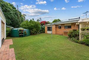 Spacious Family Home with Huge Three-Bay Shed in Kepnock image 16